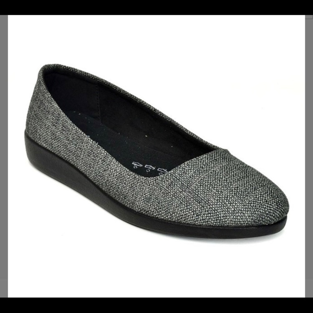 Gray Ballet Flat